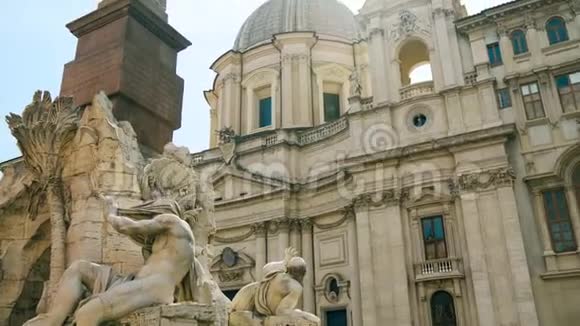 四河喷泉纳沃纳广场罗马4k视频的预览图