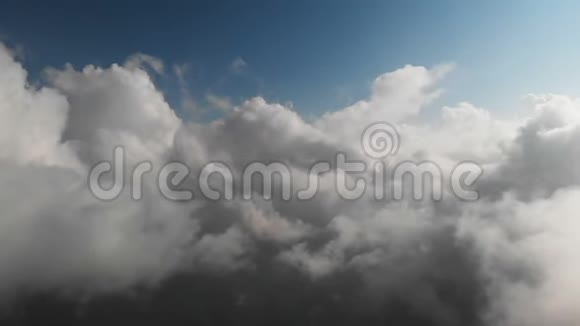 动人白云的风景空中全景为您的文本和设计4k准备框架视频的预览图