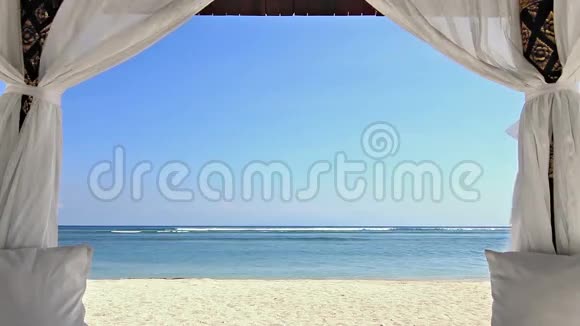 戈泽博海滩变焦视频的预览图
