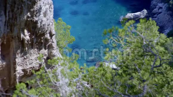 卡普里岛的阿科自然岛视频的预览图