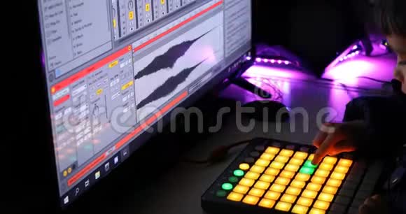 使用按键操作将音乐合成电脑视频的预览图