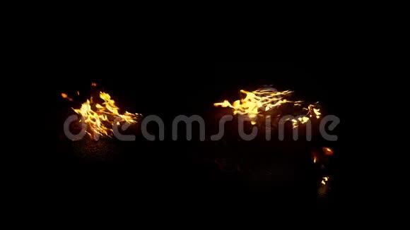 地面燃烧碎片组合元素视频的预览图