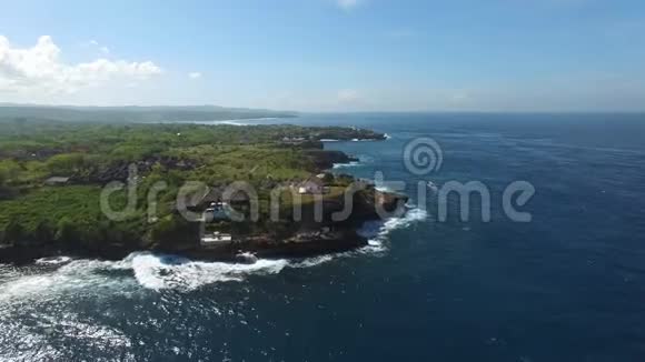 洛基海岸的豪华别墅和住宅视频的预览图