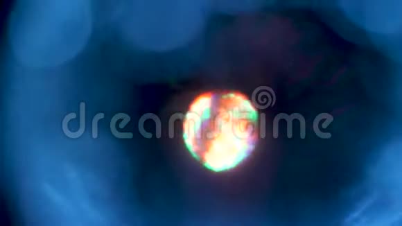 玻璃反射的圆形光线视频的预览图
