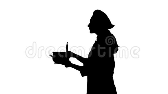 一位穿着制服的厨师女士的黑色剪影视频的预览图
