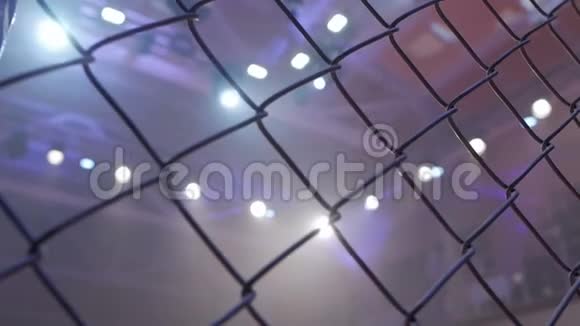空的MMA笼子竞技场八角环进行战斗视频的预览图