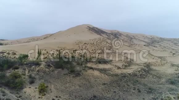 欧洲最高的沙丘萨里库姆达吉斯坦俄罗斯视频的预览图