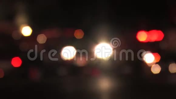 火车夜间光学离焦视频的预览图