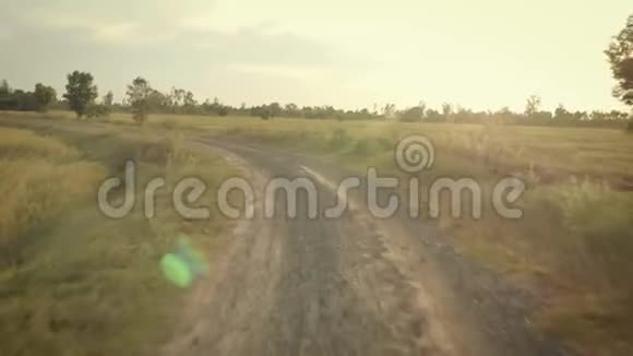 农村的土路视频的预览图