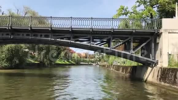 赫拉德基大桥卢布尔雅那视频的预览图