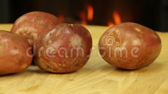 粉红色的未皮土豆视频的预览图