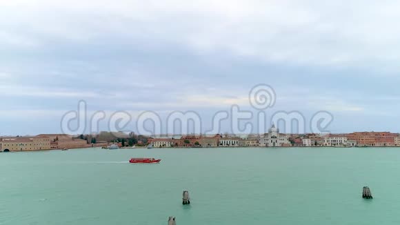 威尼斯帆船大运河游船旅游视频的预览图