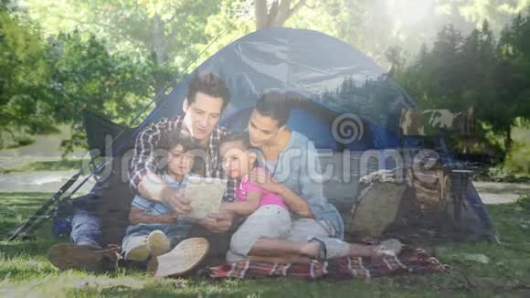家庭露营与自然过渡视频的预览图