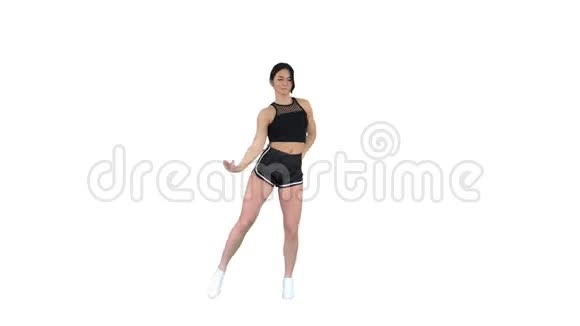 性感的舞蹈年轻的运动女人在白色背景视频的预览图