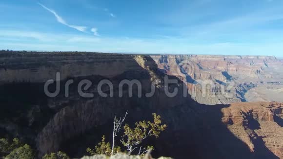 大峡谷国家公园美丽的南缘景观的中午到下午时间视频的预览图