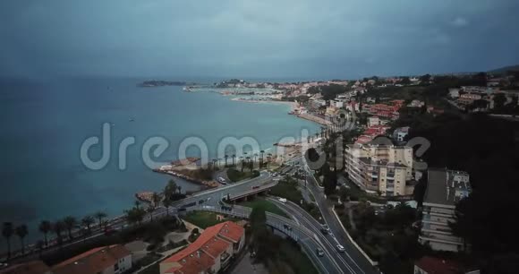 法国班多萨纳里苏尔梅和巴伊德班多法国里维埃拉的空中景色视频的预览图