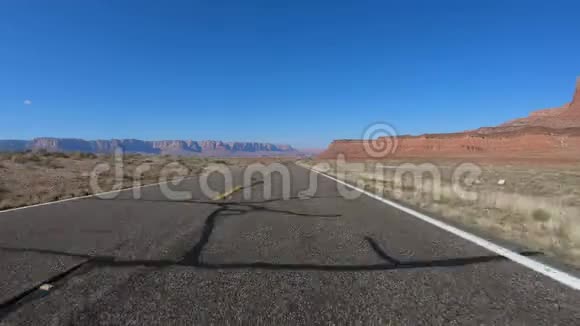 犹他州纪念碑谷公路之旅视频的预览图