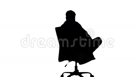 白色背景转椅人转轴视频的预览图