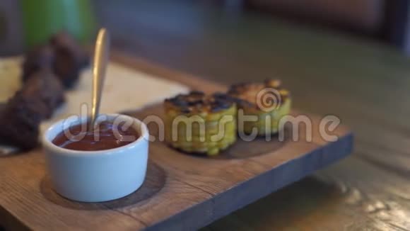 番茄酱肉菜视频的预览图