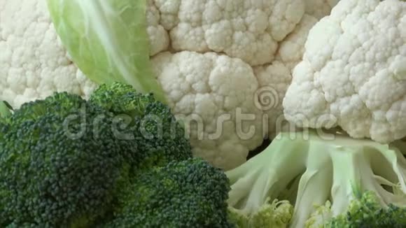 切片新鲜花椰菜花椰菜蔬菜健康食品视频的预览图