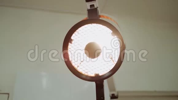 医学检查室的方向灯检验灯视频的预览图