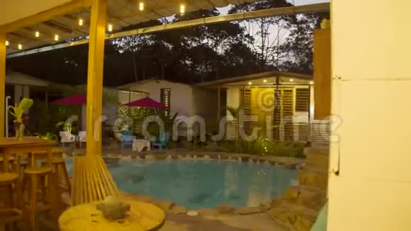 厄瓜多尔亚马逊的漂亮旅馆视频的预览图