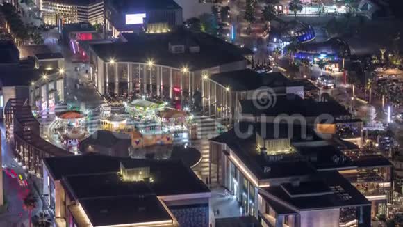 海滨景观Jumeirah海滩住宅JBR天际线空中夜幕降临视频的预览图
