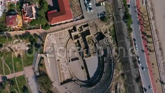 古代圆形剧场遗址的俯视图视频的预览图