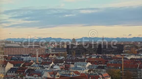 傍晚德国慕尼黑全景慕尼黑是首都人口最多的城市巴伐利亚第二大城市视频的预览图
