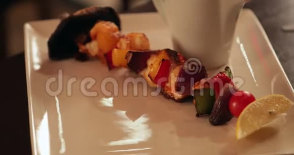 餐厅风格素食者斯基沃视频的预览图