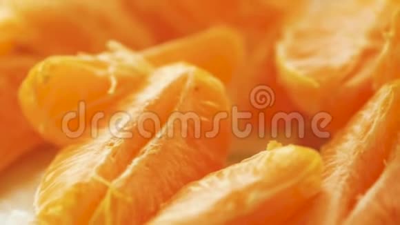 美味的橘子片特写镜头视频的预览图