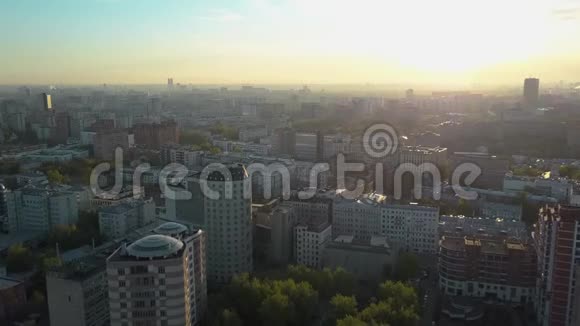 俄罗斯莫斯科清晨的空中景象视频的预览图