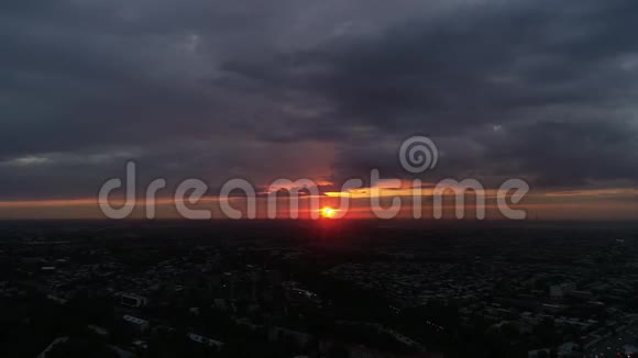 城市的日落一段录音视频的预览图