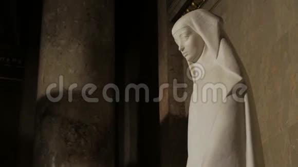 天主教圣女雕像视频的预览图
