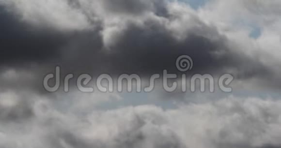 天空中的云法国的诺曼底视频的预览图