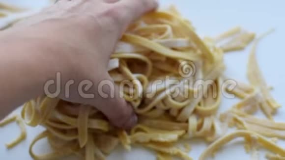 意大利泰格利亚特面食准备在家视频的预览图