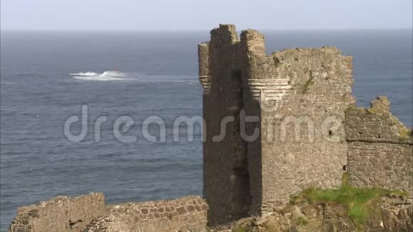 城堡被毁部分视频的预览图