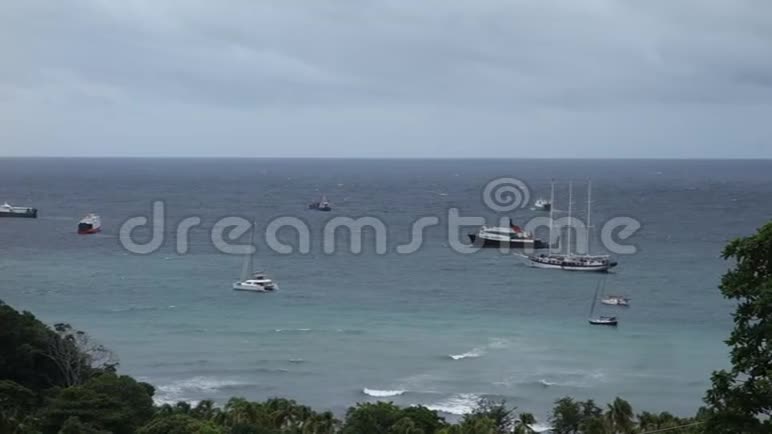 飓风玛丽亚接近贝基亚视频的预览图