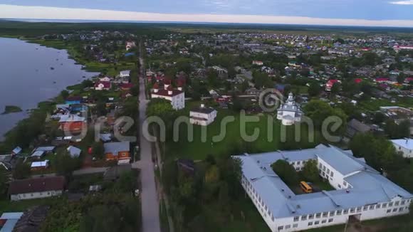 卡戈波尔市的古寺庙Arkhangelsk地区空中视频视频的预览图