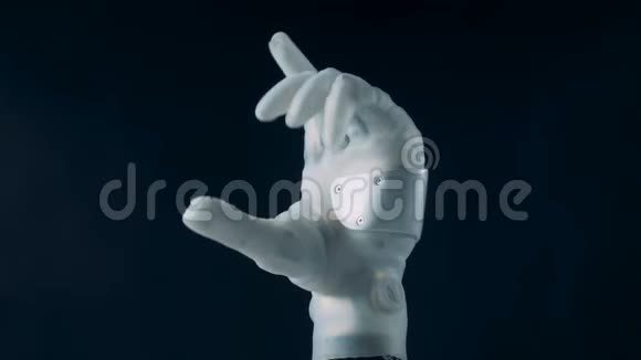 机器人手弯曲手指真正的机器人手视频的预览图