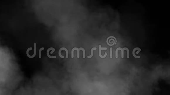 烟雾机黑色背景下白云的移动视频的预览图