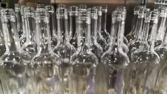 酒瓶的灌装线视频的预览图