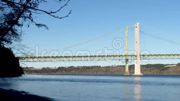 塔科马窄桥下的Puget音流视频的预览图
