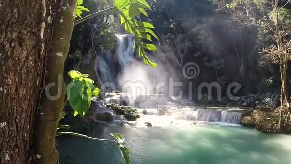 老挝匡思瀑布6mp4视频的预览图