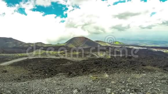意大利西西里埃特纳火山的生动火山景观视频的预览图