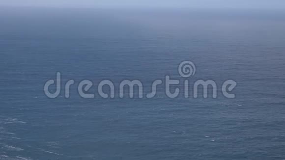 全景拍摄海洋海岸线爱尔兰视频的预览图