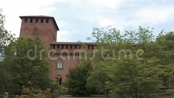 意大利PV帕维亚的CastelloVisconteo城堡景观视频的预览图