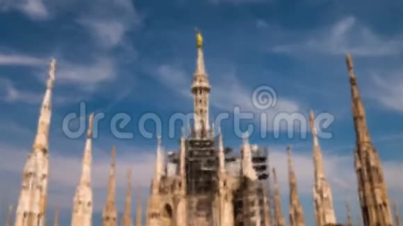 米兰大教堂屋顶动画插画视频的预览图