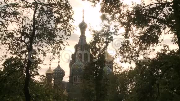 圣彼得堡俄罗斯喷血救星视频的预览图
