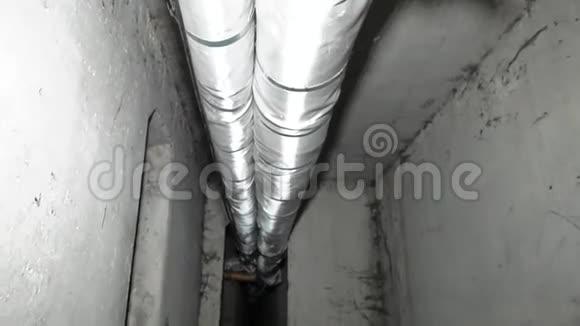 温控器驱动设计控制热水阀门厂房内部暗屑厂房地下室视频的预览图